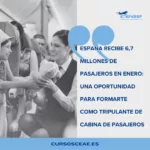 auxiliar de vuelo atendiendo pasajeros en vuelo internacional desde España