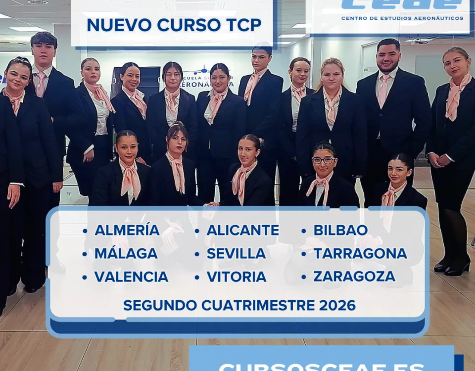 Alumnos del curso azafata de vuelo TCP